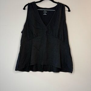 Banana Republic Malibu Tee